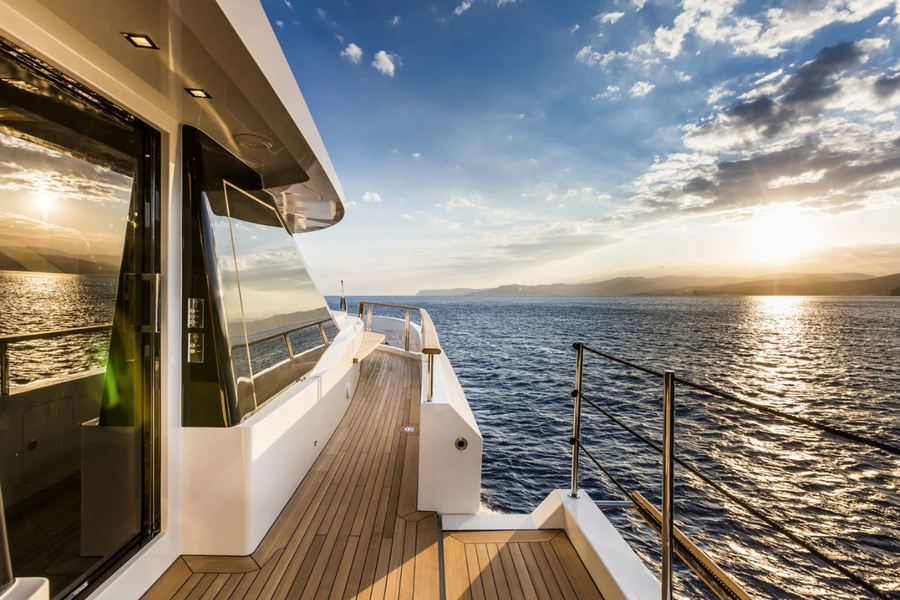 Useful Tips to Plan the Perfect Luxury Yacht Trip